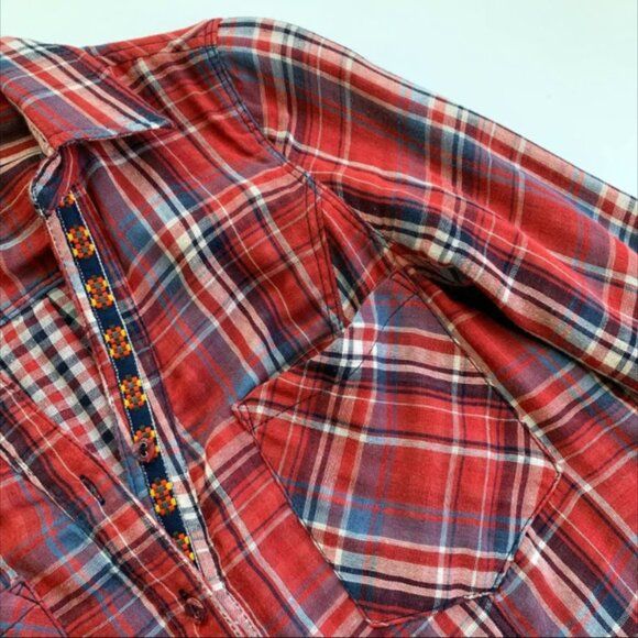 Skies are Blue Stitch Fix Sisou Plaid Button Down - Picture 3 of 8